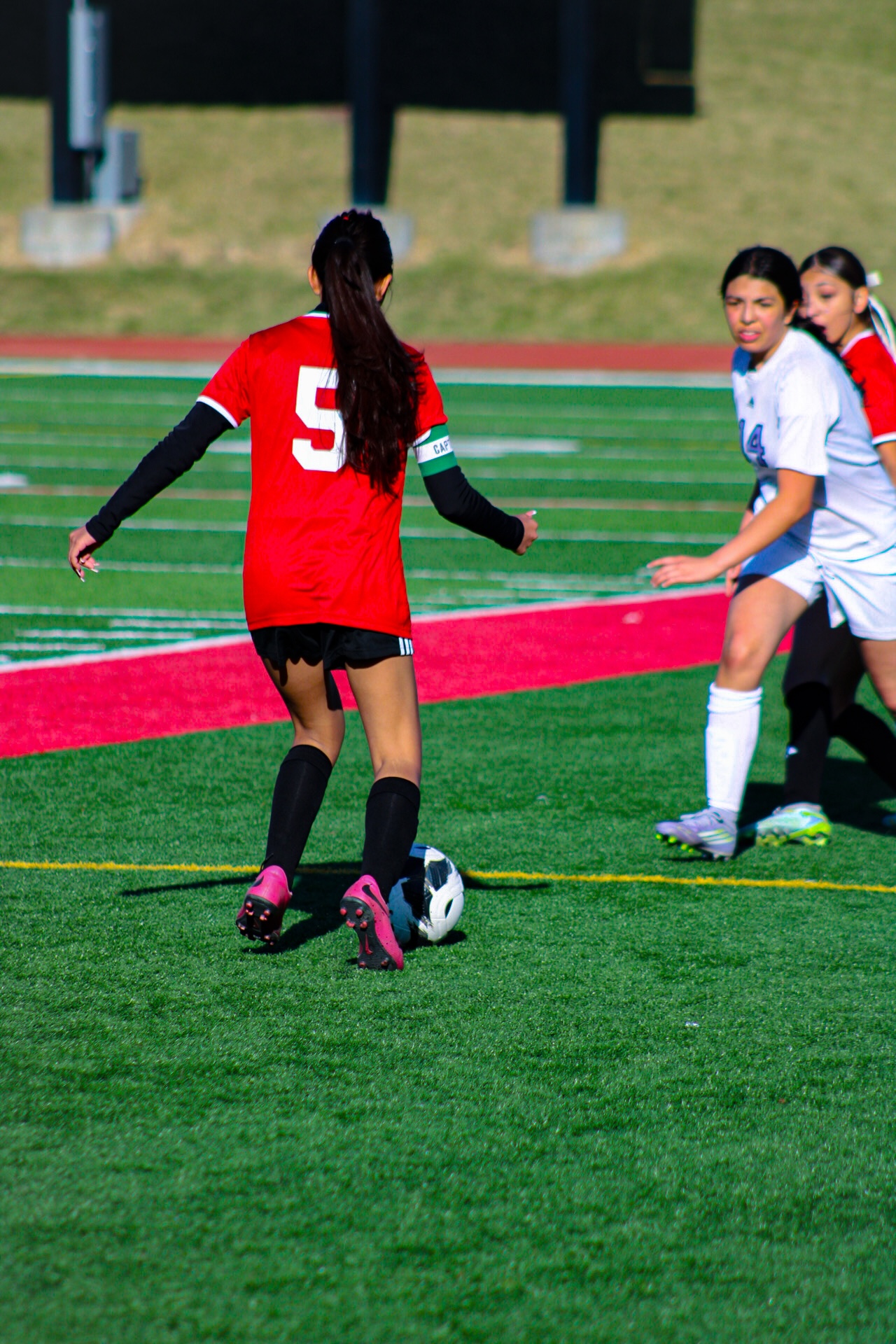 Girls soccer splits with Bellevue East