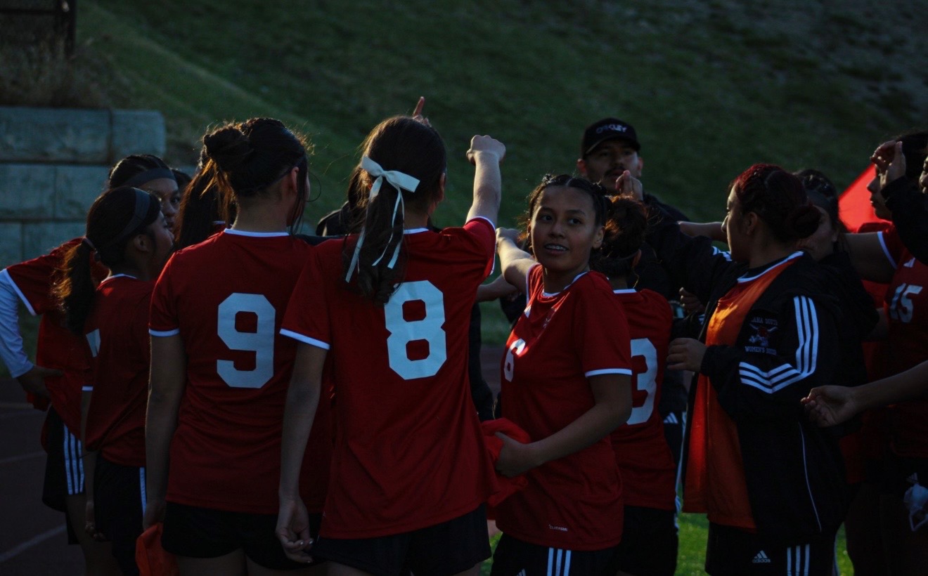 Girls soccer splits with Bellevue East