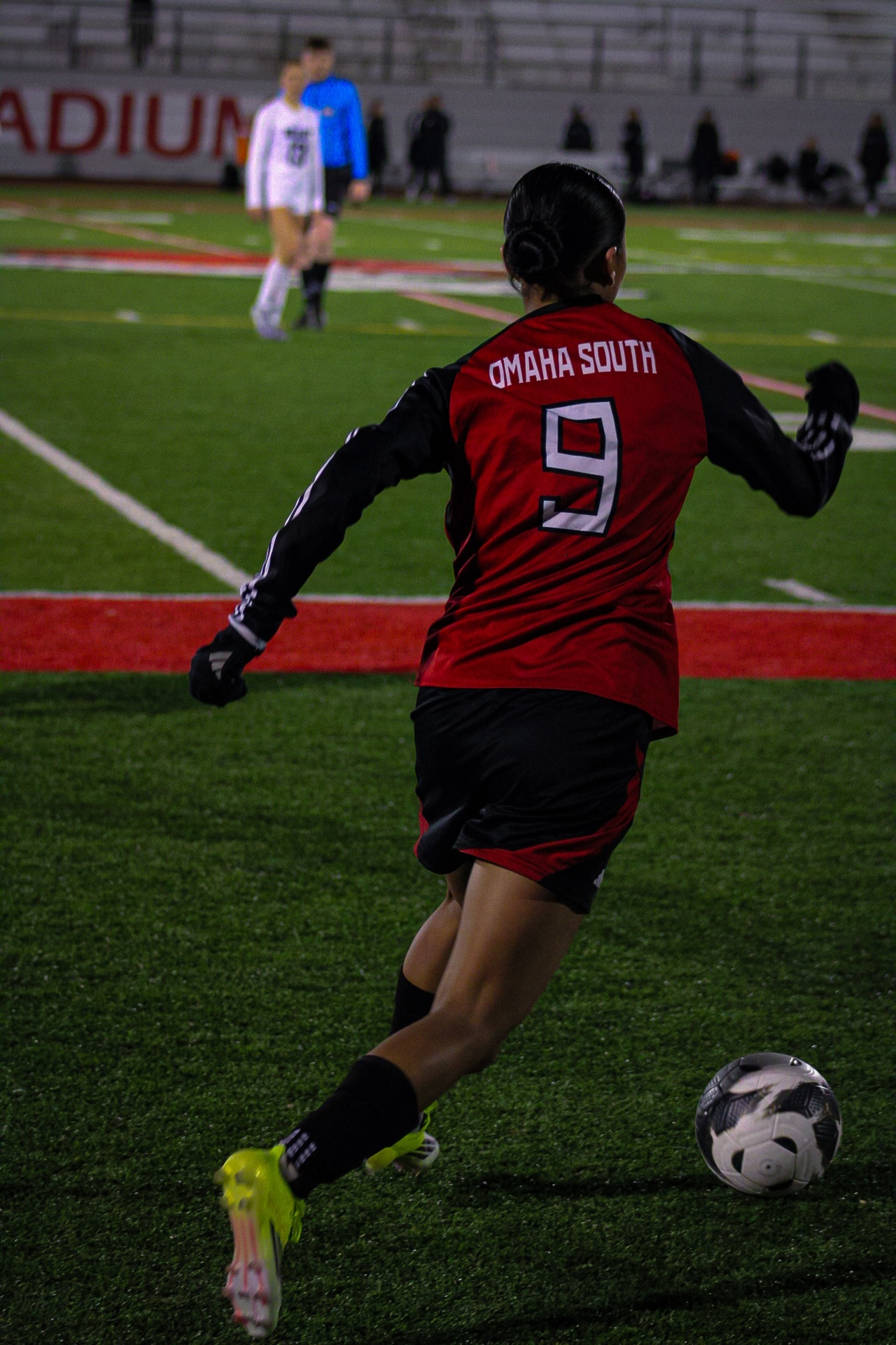 Girls soccer splits with Bellevue East
